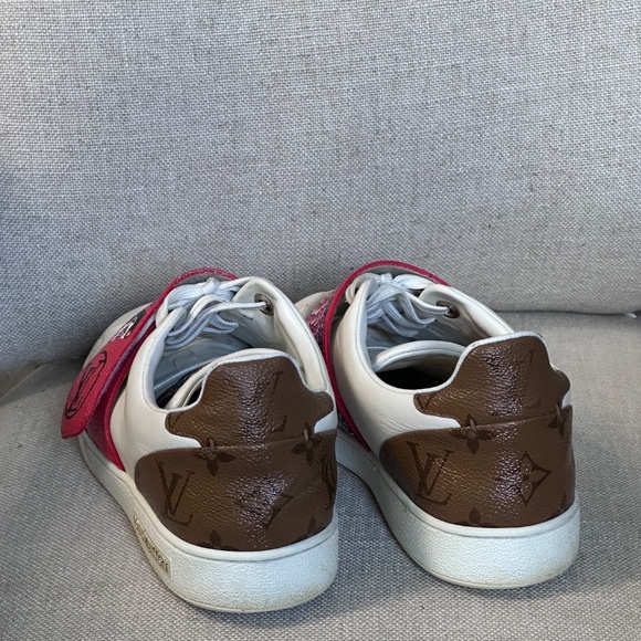 Louis Vuitton Kyoto sneaks - Picture 2 of 4